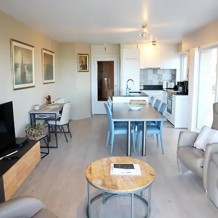 Apartment Apartment In Nieuwpoort With Stunning Sea Views, Cleaning Included