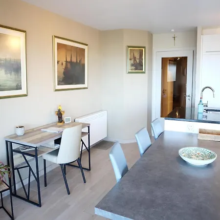 Apartment In Nieuwpoort With Stunning Sea Views, Cleaning Included Apartment