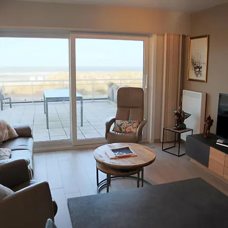 Apartment In Nieuwpoort With Stunning Sea Views, Cleaning Included Lägenhet Nieuwpoort